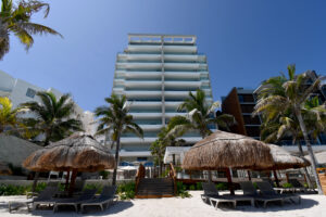 UNMATCHED OCEANFRONT PANORAMIC VIEWS LUXURY APARTMENT
