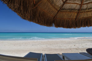 UNMATCHED OCEANFRONT PANORAMIC VIEWS LUXURY APARTMENT