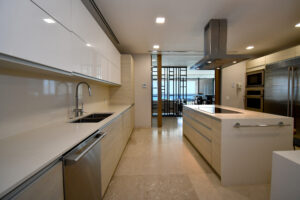UNMATCHED OCEANFRONT PANORAMIC VIEWS LUXURY APARTMENT