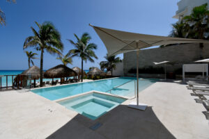 UNMATCHED OCEANFRONT PANORAMIC VIEWS LUXURY APARTMENT
