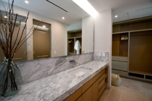 UNMATCHED OCEANFRONT PANORAMIC VIEWS LUXURY APARTMENT