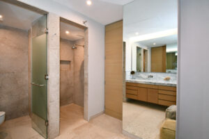 UNMATCHED OCEANFRONT PANORAMIC VIEWS LUXURY APARTMENT
