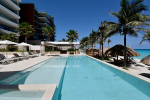 UNMATCHED OCEANFRONT PANORAMIC VIEWS LUXURY APARTMENT