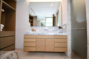 UNMATCHED OCEANFRONT PANORAMIC VIEWS LUXURY APARTMENT