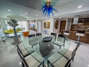 BEACHFRONT APARTMENT WITH THE BEST VIEWS TOWARDS THE SEA AND THE LAGOON, RECENTL