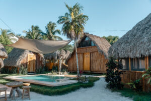 EXCLUSIVE VILLAS IN EL CUYO, A FEW STEPS FROM THE SEA, SURROUNDED BY NATURE.