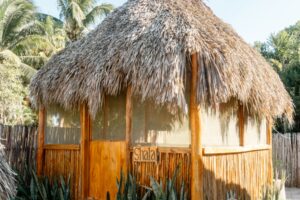 EXCLUSIVE VILLAS IN EL CUYO, A FEW STEPS FROM THE SEA, SURROUNDED BY NATURE.
