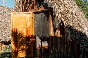 EXCLUSIVE VILLAS IN EL CUYO, A FEW STEPS FROM THE SEA, SURROUNDED BY NATURE.