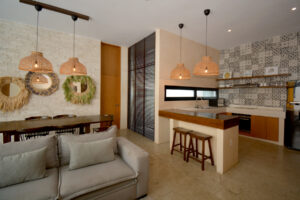 SPECTACULAR APARTMENT WITH PRIVATE TERRACE, LOCK OFF AND THE BEST VIEWS