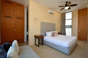 SPECTACULAR APARTMENT WITH PRIVATE TERRACE, LOCK OFF AND THE BEST VIEWS