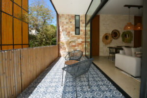 SPECTACULAR APARTMENT WITH PRIVATE TERRACE, LOCK OFF AND THE BEST VIEWS