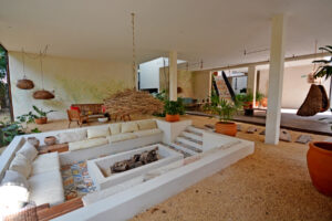 SPECTACULAR APARTMENT WITH PRIVATE TERRACE, LOCK OFF AND THE BEST VIEWS