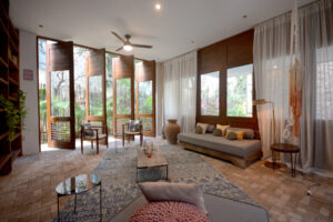SPECTACULAR APARTMENT WITH PRIVATE TERRACE, LOCK OFF AND THE BEST VIEWS