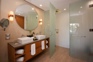 1-BEDROOM RESIDENCE WITH 5-DIAMOND LUXURY AMENITIES