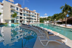 1-BEDROOM RESIDENCE WITH 5-DIAMOND LUXURY AMENITIES