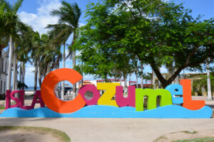 CARIBBEAN HOUSE, THE RETREAT OF 23 ROOMS IN THE HEART OF THE ISLAND