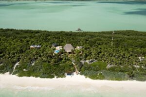 UNIQUE BEACHFRONT PARADISE IN SIAN KA’AN