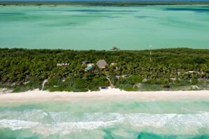 UNIQUE BEACHFRONT PARADISE IN SIAN KA’AN