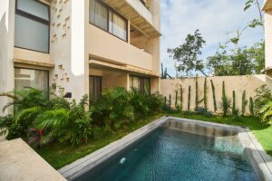 Turnkey Investment: 13-Unit Complex at Market Price