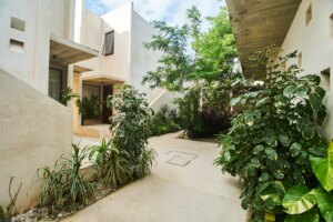 Turnkey Investment: 13-Unit Complex at Market Price
