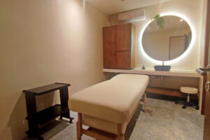 LAGUNAS CENTRAL PARK SWIM UP STUDIO