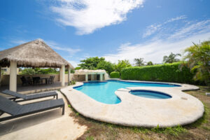 HIDDEN GEM IN LAS CASCADAS, CANCUN