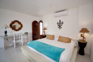 OCEANVIEW TROPICAL ESCAPE RETREAT