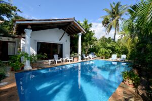OCEANVIEW TROPICAL ESCAPE RETREAT