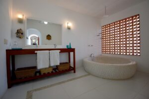 OCEANVIEW TROPICAL ESCAPE RETREAT