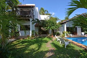 OCEANVIEW TROPICAL ESCAPE RETREAT
