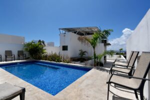 Boutique Building in Downtown Playa del Carmen