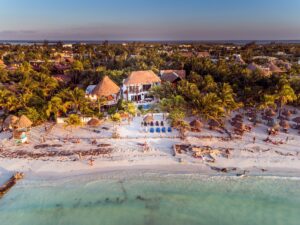 LUXURY BEACHFRONT ISLAND VILLA