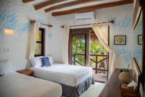 LUXURY BEACHFRONT ISLAND VILLA