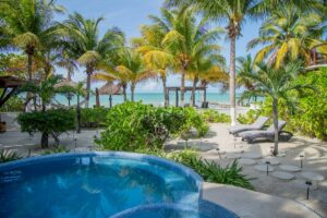 LUXURY BEACHFRONT ISLAND VILLA