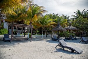 LUXURY BEACHFRONT ISLAND VILLA