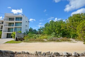 MIXED USE LOT WITHIN BEACH SIDE DEVELOPMENT