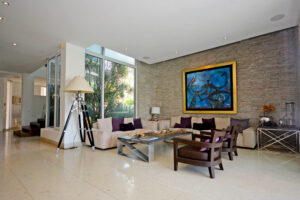 EXCLUSIVE RESIDENCE WITH PRIVATE DOCK