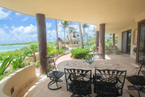 EXCLUSIVE OCEANFRONT RESIDENCE, 2 BED 2 AND BATH PANORAMIC VIEWS