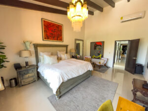 SUPER LUXURY BEACHFRONT VILLA IN THE HOTEL ZONE