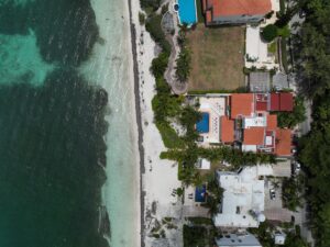SUPER LUXURY BEACHFRONT VILLA IN THE HOTEL ZONE