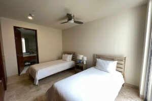 LUXURY ROSEWOOD VILLA