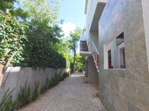NOVE 6 APARTMENT BUILDING
