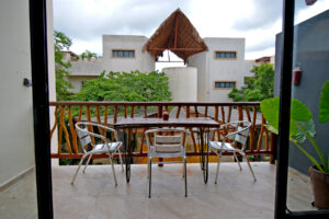 UNIQUE TWO BEDROOM PENTHOUSE WITH PRIVATE TERRACE AND WHIRLPOOL TUB