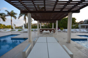 HARMONIOUS AND ELEGANT TWO-BEDROOM APARTMENT IN AN UNBEATABLE LOCATION