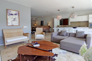 HARMONIOUS AND ELEGANT TWO-BEDROOM APARTMENT IN AN UNBEATABLE LOCATION