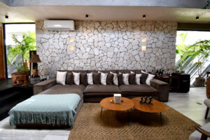 LUXURIOUS BAMBOO HIDEAWAY RESIDENCE