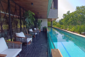 LUXURIOUS BAMBOO HIDEAWAY RESIDENCE