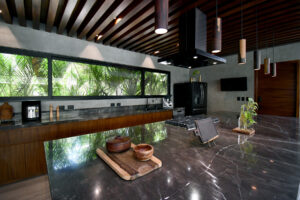 LUXURIOUS BAMBOO HIDEAWAY RESIDENCE