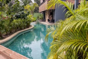 ESMERALDA BLACK PENTHOUSE