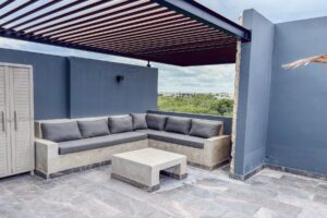 ESMERALDA BLACK PENTHOUSE